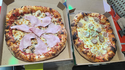 Pizza de la pizzaïola à Bourges