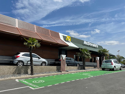 Pizza de McDonald's à Bourges